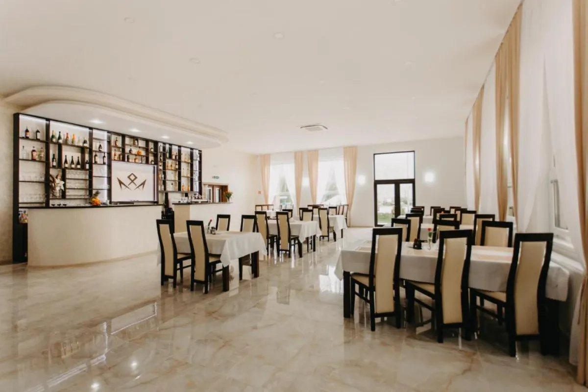 Reštaurácia Royal M